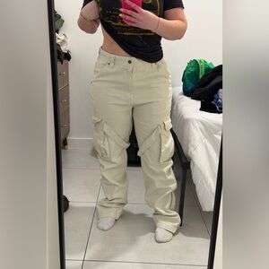 Standard / Cloth FLARED CARGO PANT IN NEUTRAL